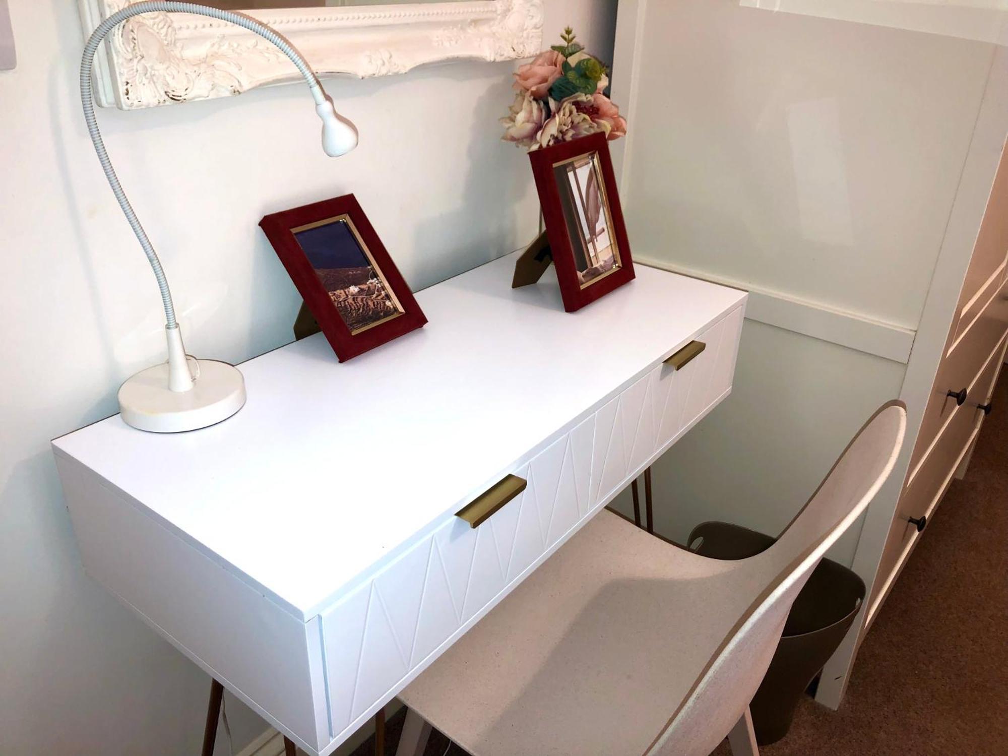 Contemporary Large Apartment In An Ideal Location Μπαθ Εξωτερικό φωτογραφία